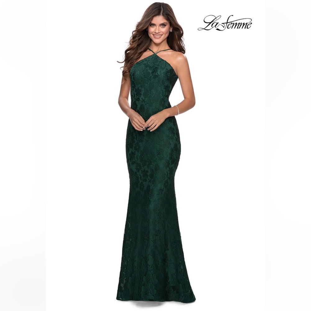 NWOT La Femme 28619 Emerald Lace Rhinestoned Halter Neck Gown